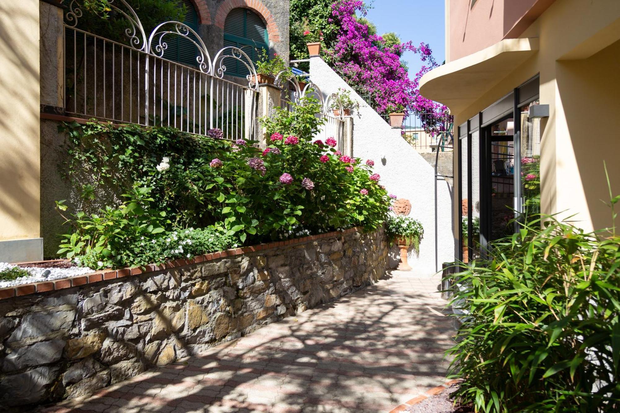 The Time -Home & Hotel- Santa Margherita Ligure Zewnętrze zdjęcie